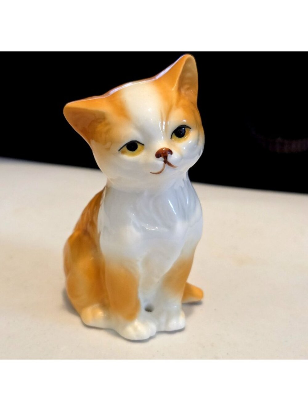 Danbury Mint Cats of Character Orange Tabby Cat Kitten Sitting Pretty Figurine